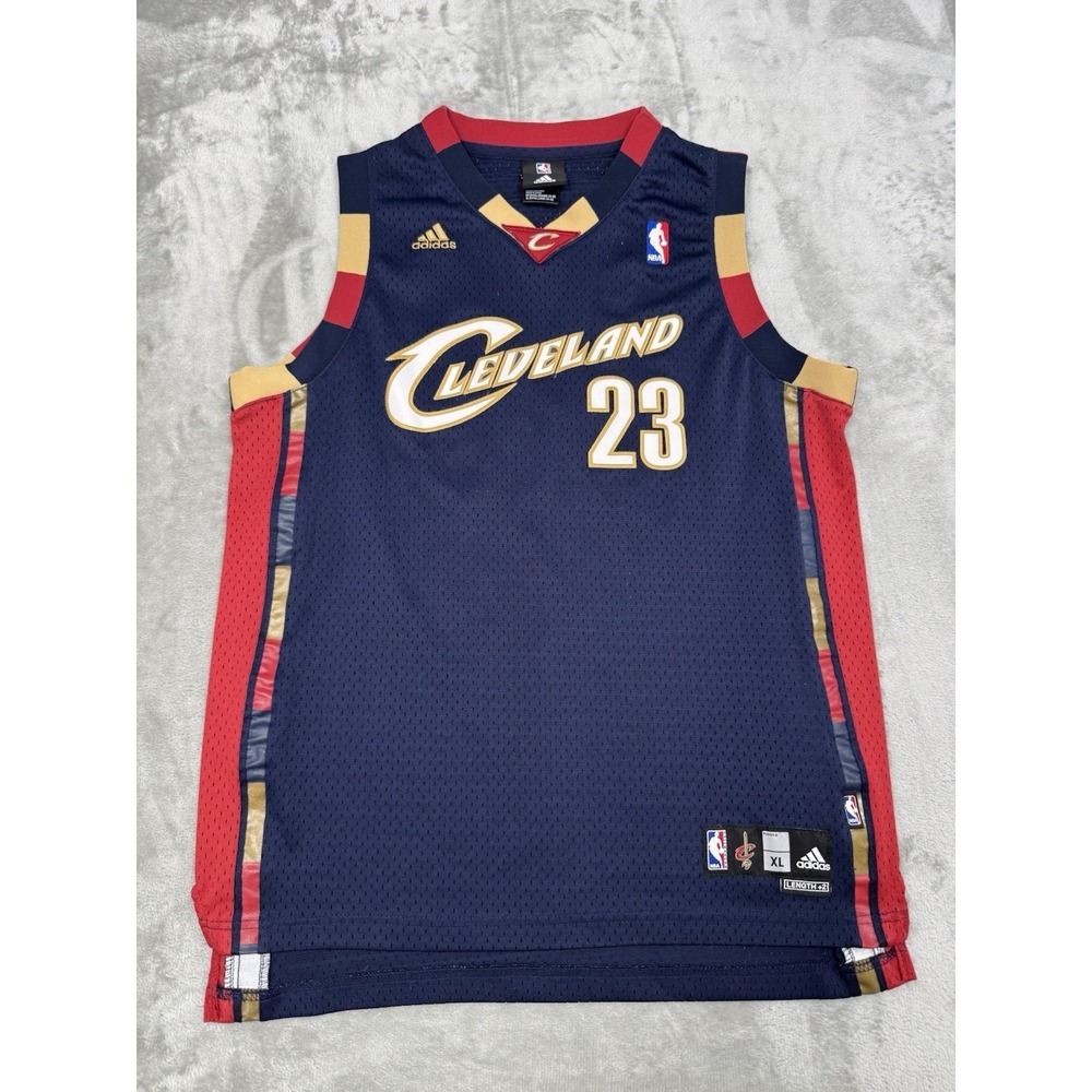 Cleveland Cavaliers Navy Basketball Jersey - Men’s XL